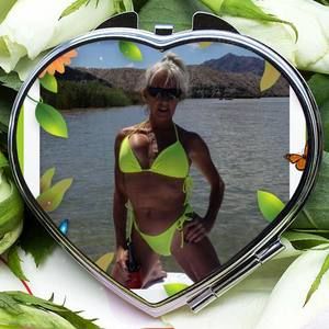 Meet your Posher, Ursula